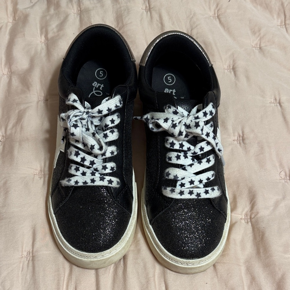 Art Class Black Glitter Sneakers with Star Laces